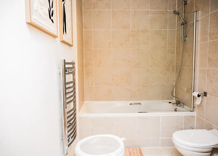 Apartment Modern 2 Bed With Free Parking Leeds (West Yorkshire)