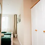 公寓 Luxury 2 Bed With Free Parking And Netflix *