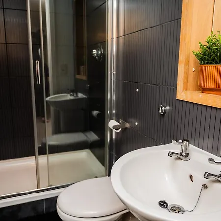 Modern 2 Bed City Apartment With Free Parking Apartament Leeds (West Yorkshire)