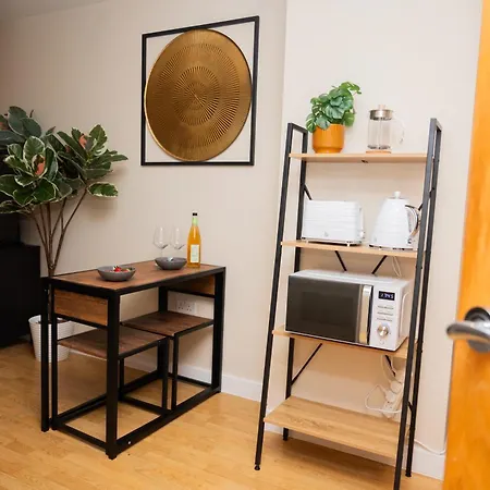 公寓 Luxury 2 Bed With Free Parking And Netflix