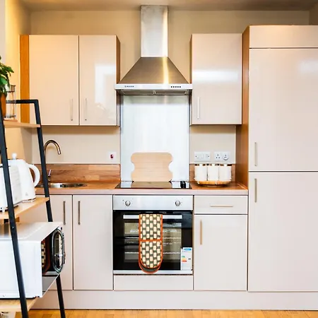 Modern 2 Bed City Apartment With Free Parking Apartament Leeds (West Yorkshire)